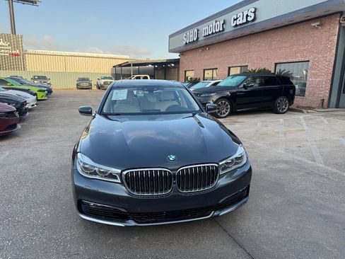 Used 2016 BMW 750i xDrive image 8