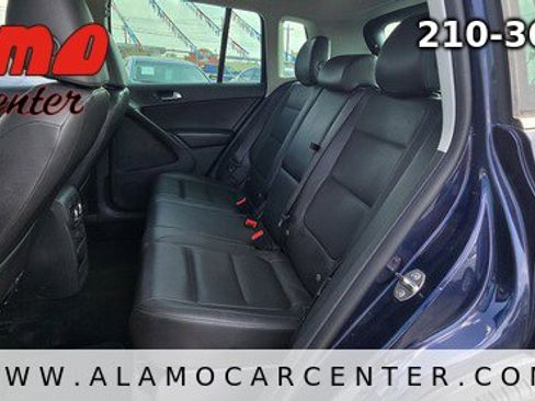 Used 2013 Volkswagen Tiguan S image 31