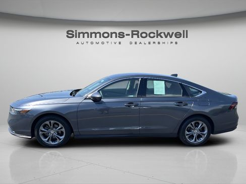 Used 2024 Honda Accord EX image 2