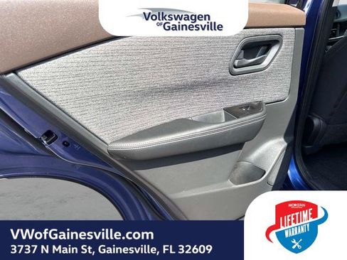 Used 2021 Nissan Rogue S AWD/4WD image 13