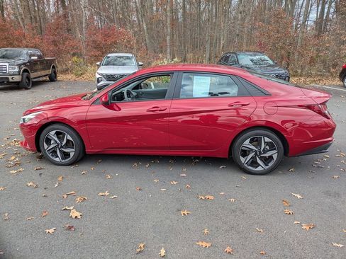 Certified 2023 Hyundai Elantra SEL w/ Convenience Package image 8