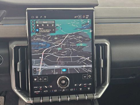 Used 2025 GMC Acadia Denali w/ Super Cruise Package image 26