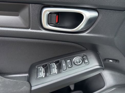 Used 2022 Honda Civic Sport image 12