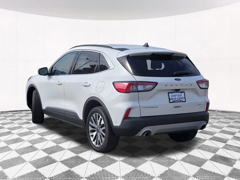 Used 2021 Ford Escape Titanium image 24