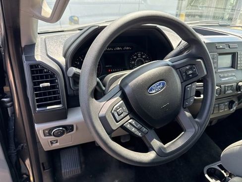 Used 2015 Ford F150 XL w/ Equipment Group 101A Mid RWD image 8