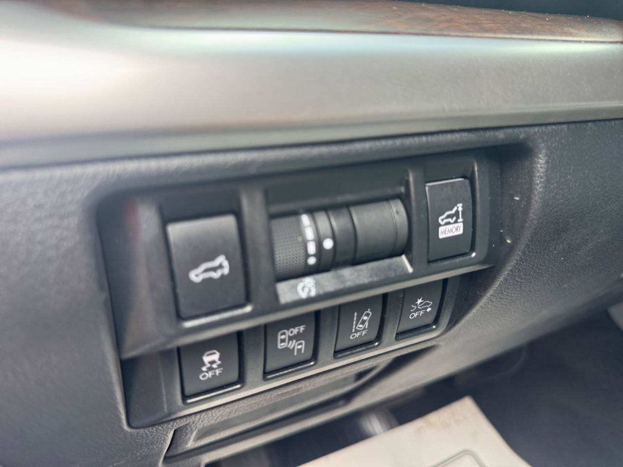 Used 2018 Subaru Outback 2.5i Limited AWD/4WD image 17