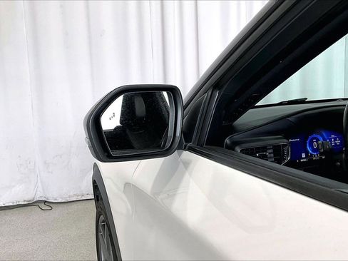 Used 2020 Ford Explorer ST w/ ST Street Pack image 10