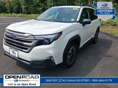 Used 2026 Subaru Forester Premium AWD/4WD image 7