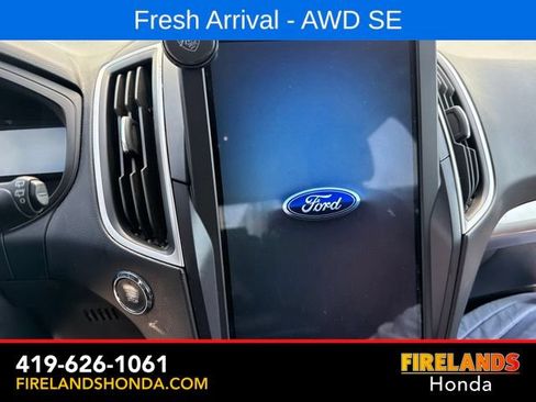 Used 2022 Ford Edge SE w/ Black Appearance Package AWD/4WD image 19