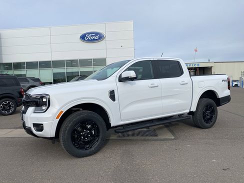 New 2025 Ford Ranger Lariat w/ FX4 Off-Road Package image 26