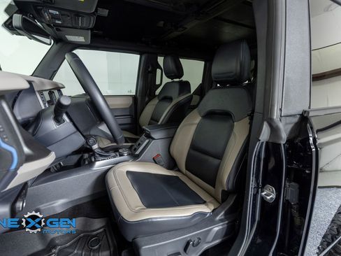 Used 2024 Ford Bronco Wildtrak image 24