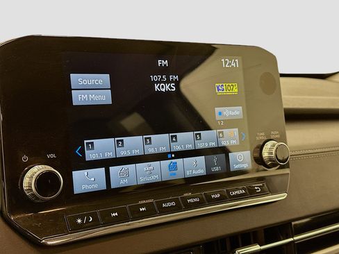 Used 2024 Mitsubishi Outlander SE image 21