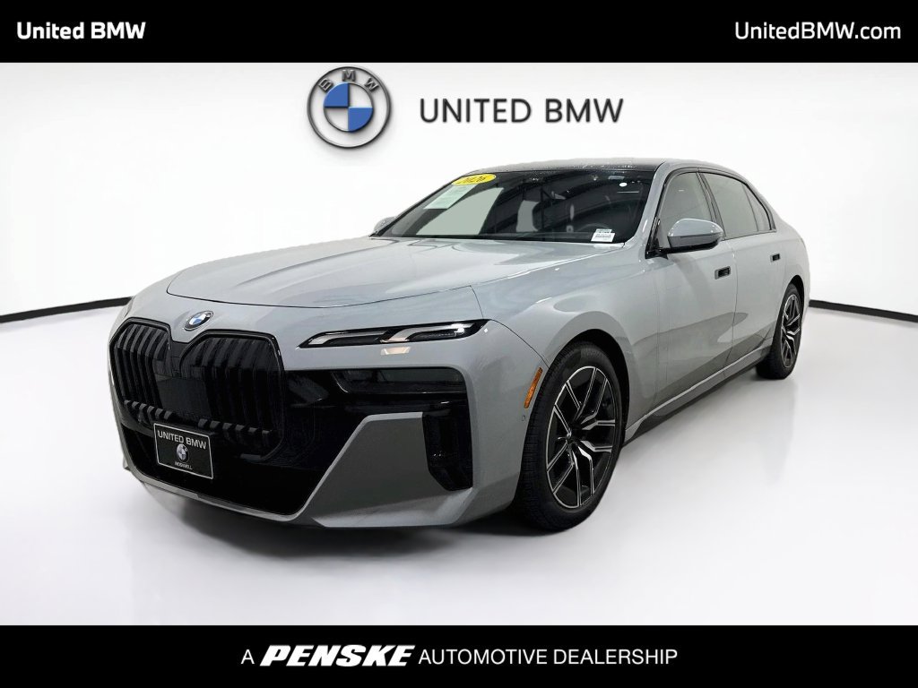 Certified 2026 BMW 740i RWD image 1