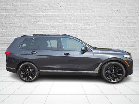 Used 2022 BMW X7 xDrive40i image 7