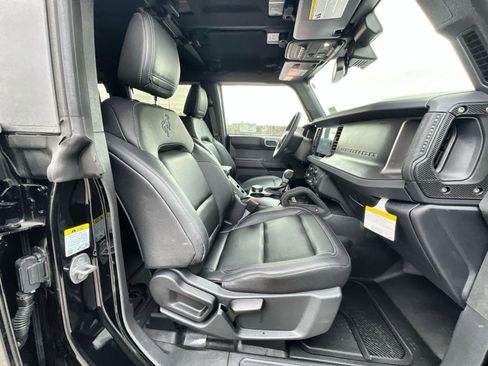 New 2025 Ford Bronco Badlands image 27