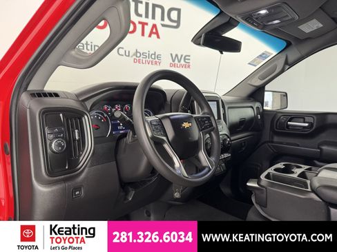 Used 2022 Chevrolet Silverado 1500 Custom w/ LPO, Blackout Package RWD image 13