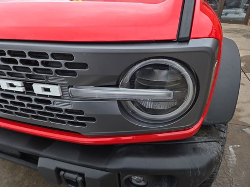 Used 2023 Ford Bronco Badlands w/ Sasquatch Package image 10