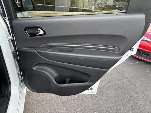 Used 2024 Dodge Durango GT image 24