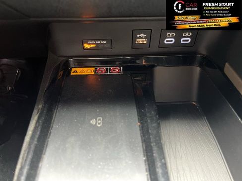 Used 2025 Toyota Camry XSE FWD image 17