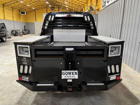 Used 2022 Ford F250 XL w/ Power Equipment Group image 8