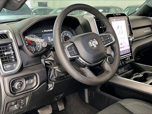 Used 2025 RAM 1500 Big Horn AWD/4WD image 15
