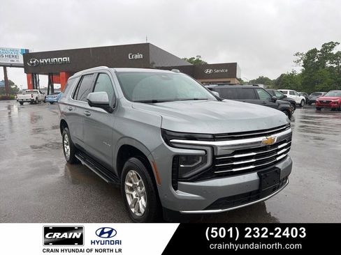 Used 2025 Chevrolet Tahoe LT RWD image 1