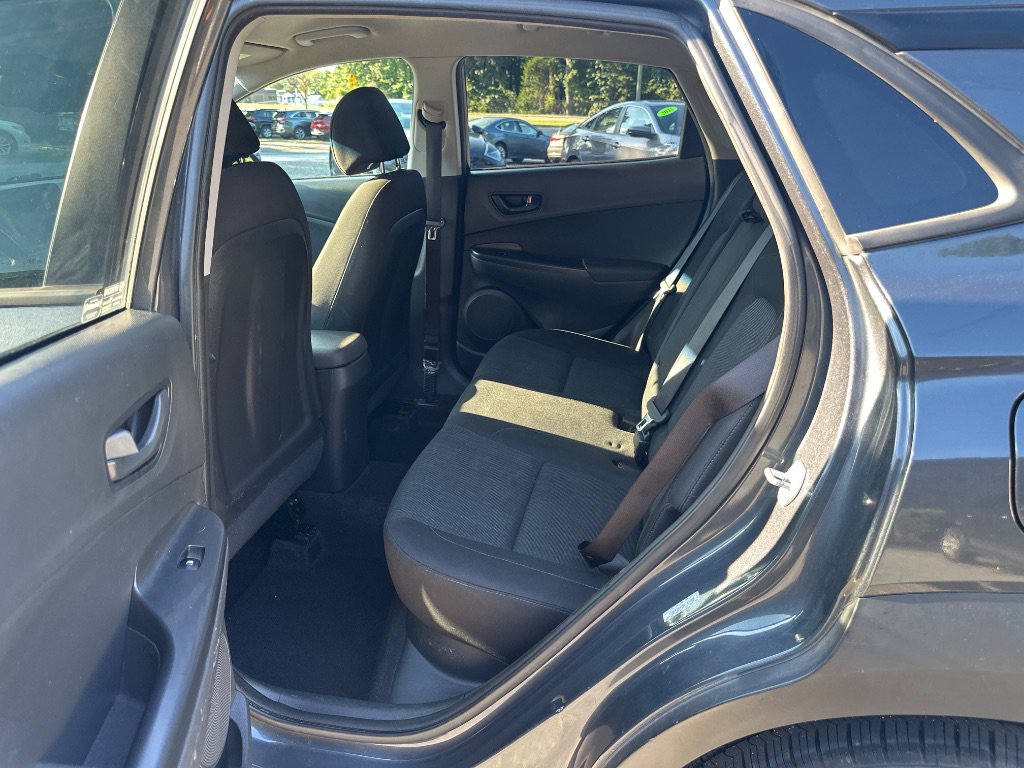 Used 2022 Hyundai Kona SEL FWD image 15