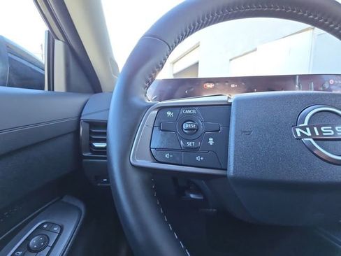 New 2026 Nissan Sentra SV w/ SV Convenience Package FWD image 11