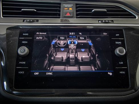 Used 2018 Volkswagen Tiguan S AWD/4WD image 43