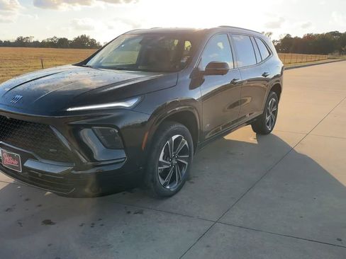 New 2026 Buick Enclave Sport Touring w/ Super Cruise Package image 3