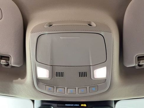 Used 2024 Ford Expedition XLT image 36