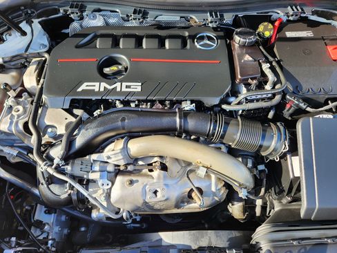 Used 2021 Mercedes-Benz GLA 35 AMG 4MATIC image 9