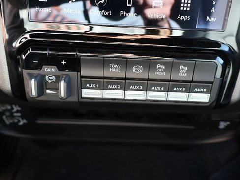 Used 2025 RAM 2500 Tradesman image 25