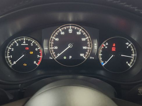 New 2026 MAZDA MAZDA3 Hatchback w/Premium Plus Pkg image 16