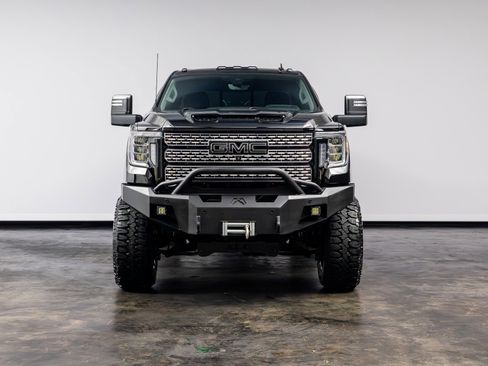 Used 2020 GMC Sierra 2500 Denali w/ Denali Ultimate Package AWD/4WD image 2