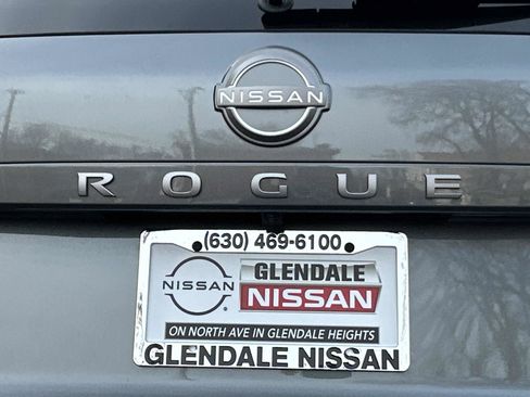New 2026 Nissan Rogue SV AWD/4WD image 12