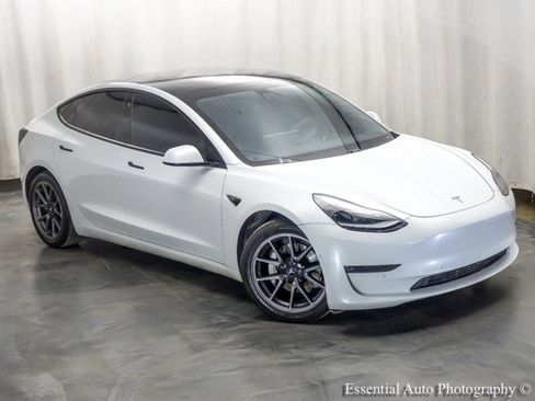 Used 2021 Tesla Model 3 Standard Range Plus image 5