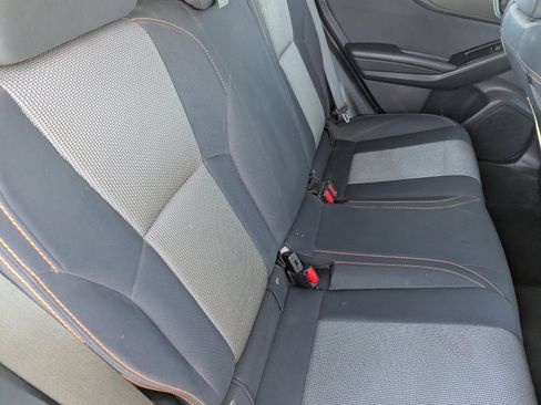 Used 2018 Subaru Crosstrek 2.0i Premium w/ Eyesight System image 13