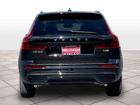 New 2026 Volvo XC60 T8 Plus w/ Climate Package PRO AWD/4WD image 6