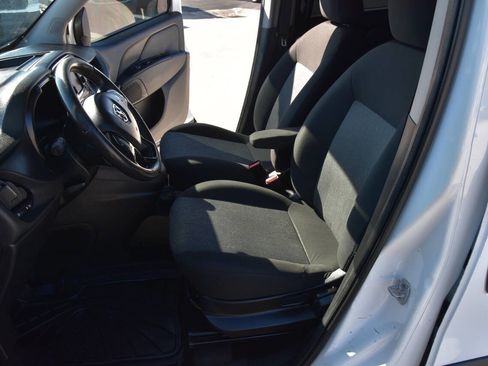 Used 2017 RAM ProMaster City Tradesman SLT w/ Rear Back-up Camera Group image 12