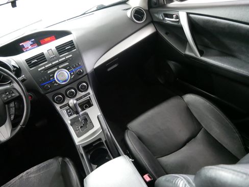 Used 2011 MAZDA MAZDA3 s Grand Touring w/ Tech Pkg FWD image 11