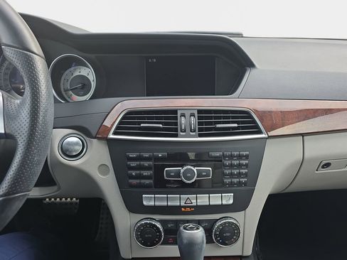 Used 2013 Mercedes-Benz C 250 C 250 image 19