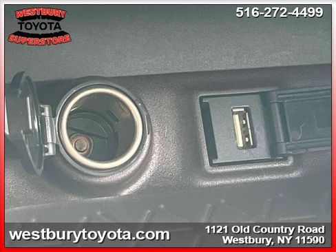 Certified 2020 Toyota RAV4 Limited image 33