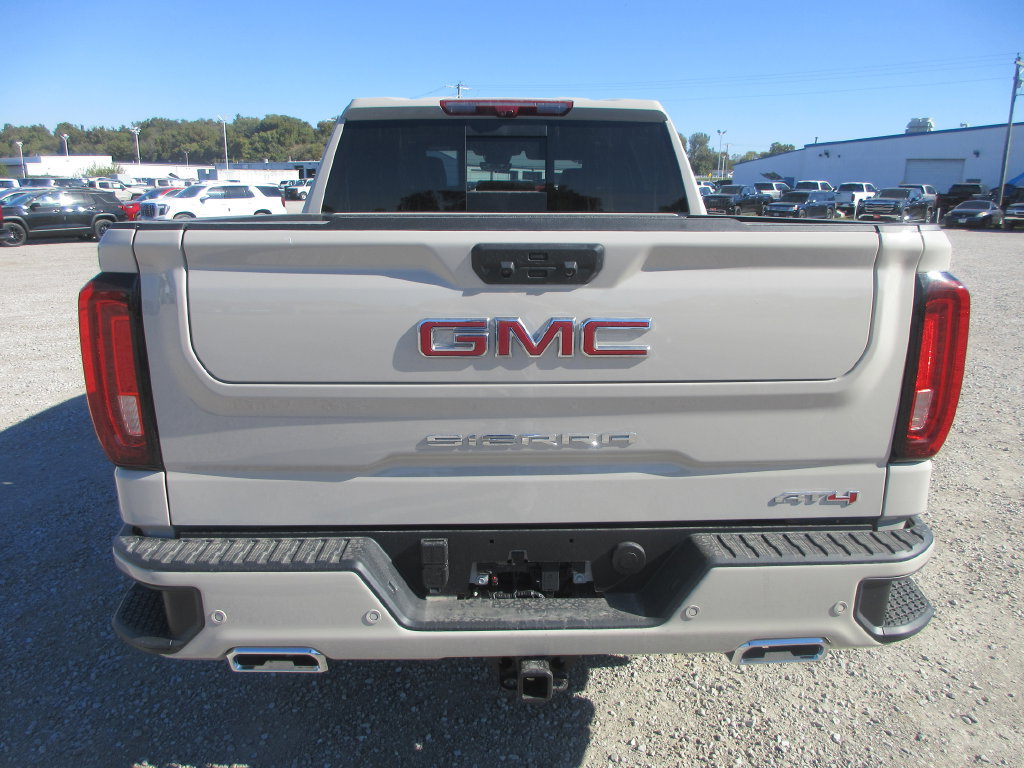 New 2026 GMC Sierra 1500 AT4 w/ AT4 Premium Package AWD/4WD image 5