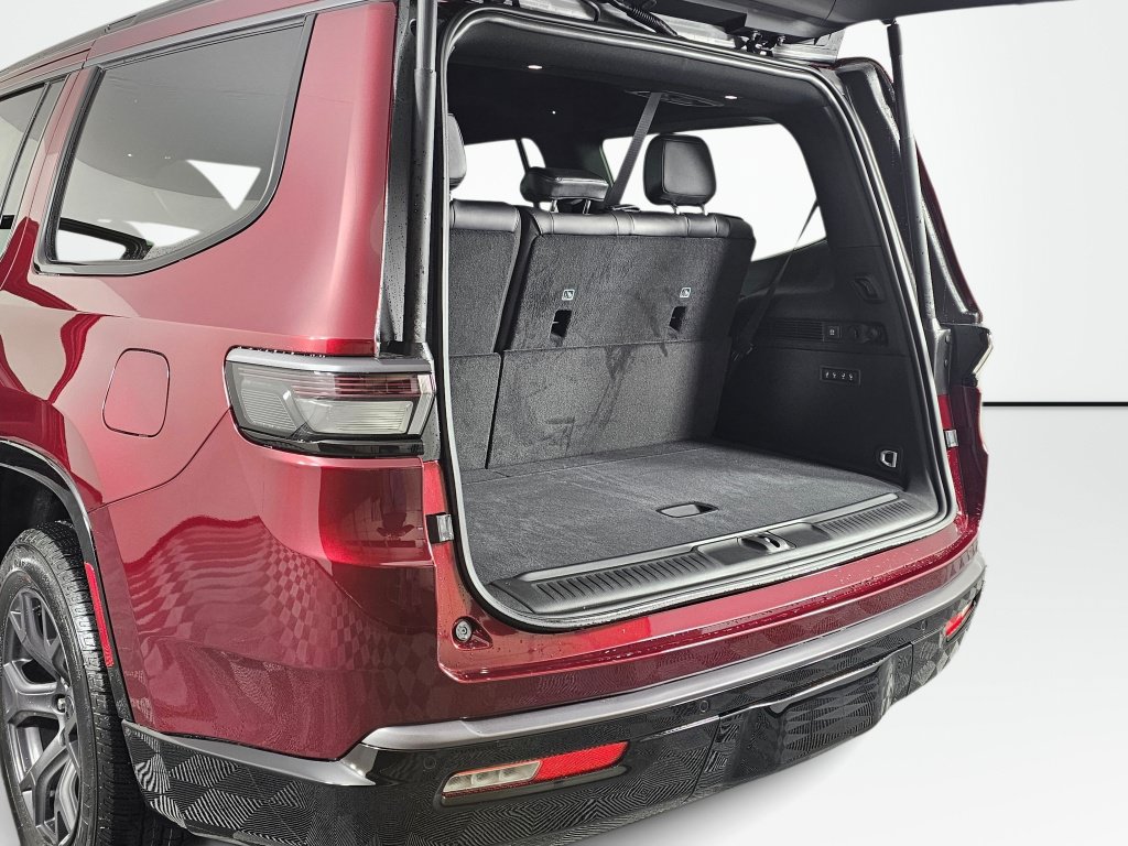 New 2026 Jeep Grand Wagoneer Limited AWD/4WD image 17