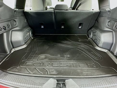 Certified 2025 Subaru Forester image 30