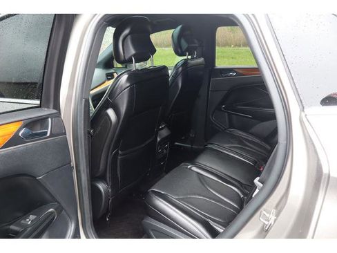 Used 2016 Lincoln MKC Reserve AWD/4WD image 8