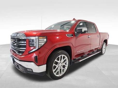 Used 2023 GMC Sierra 1500 SLT w/ SLT Premium Plus Package AWD/4WD image 8
