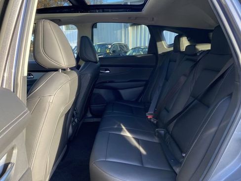 Used 2025 Nissan Murano SL image 32