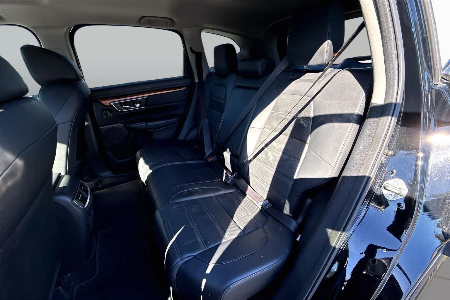 Used 2017 Honda CR-V Touring image 20